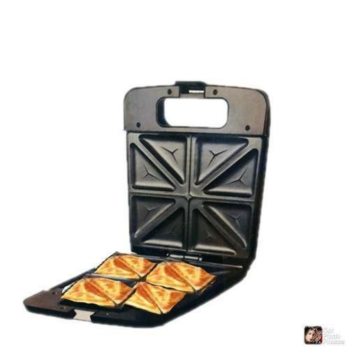Large Electric 4 Slice Bread Toaster / Sandwich Maker