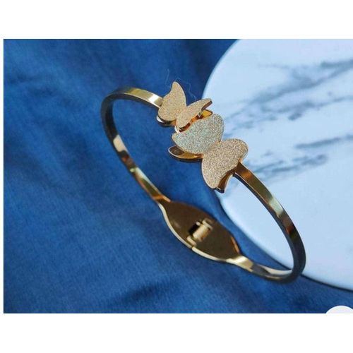 Classy Women Shining Gold Bracelet