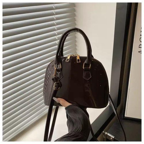 Casual Chic Shell Shaped Shoulder Bag for Women Trendy Street Style PU Leather Medium Size Zipper Closure Soft Handbag- brown