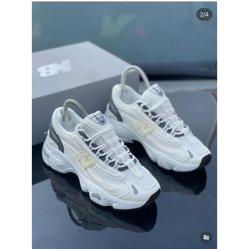 White Unisex Chunky Sneakers – Fashion Thick Sole Trainers, Breathable Street Style Running Shoes
