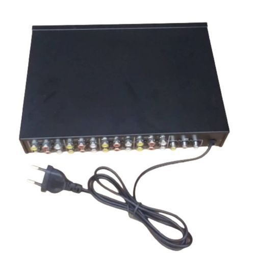 AV 8 Ways Av Splitter (1in Out8)