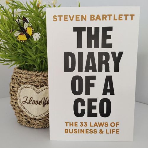 The Diary of a CEO by Steven Bartlett – The 33 Laws of Business & Life. Bestselling Entrepreneurship, Leadership & Success Book. Guide for Career Growth, Mindset Shift, and Financial Freedom. Self-Help Business Strategy for Professionals & Students.