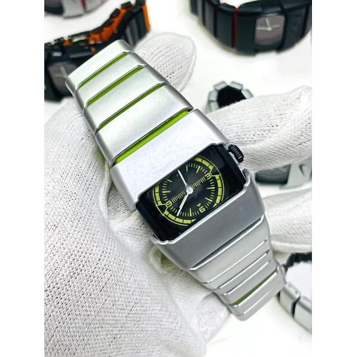 Equitable Prime And Conspicuous Solid Wrist Watch For Rugged Men