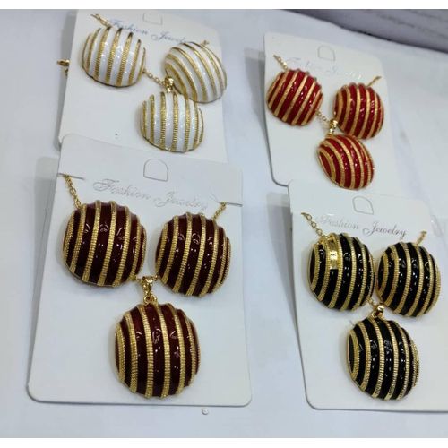 Elegant Vintage Necklace & Earrings Set for Women –Jewelry