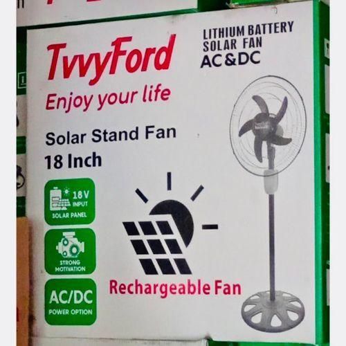 18 Inch Rechargeable Standing Fan Powerful Air Cooling Fan with Long Lasting Battery