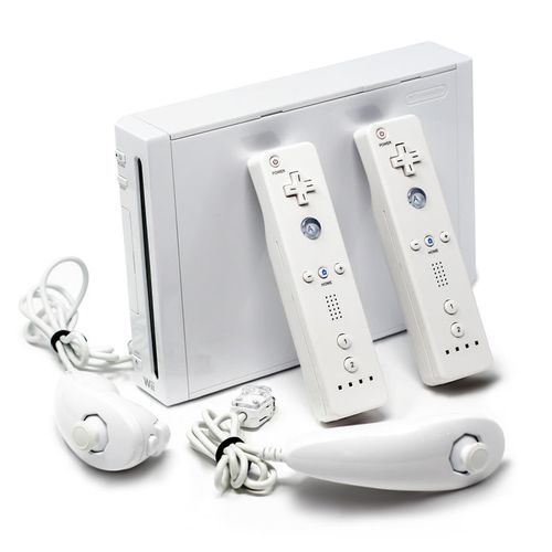 Nintendo Wii Console With 2 Remote And Nunchuck - White