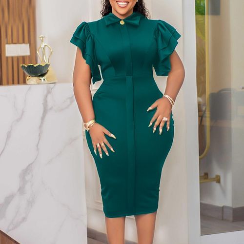 Classic Ladies Gowndoesnt Come With Belt