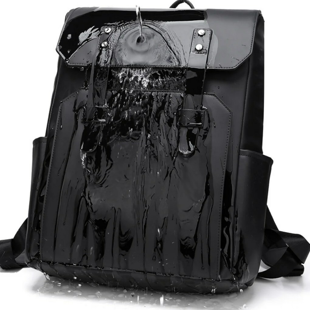 water proof buckler backpack