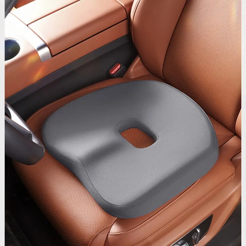 汽车座垫+靠背垫套装 | 秋冬舒适升级 | 记忆海绵人体工学设计 | 适配汽车座椅，带来舒适体验 | 通用适配轿车、suv及卡车 | 柔软有弹性，提升驾驶舒适度 商品详情 3