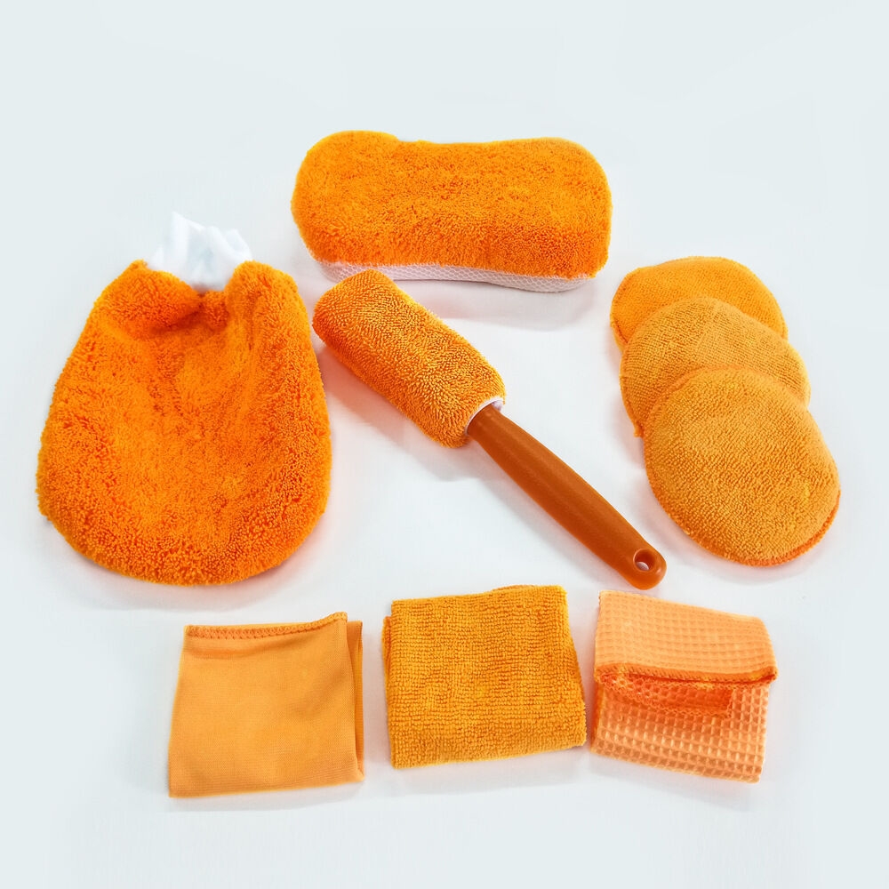 All-in-One Efficient Car Detailing Tool Kit Microfiber Cleaning Mitt Polishing Towel Tire Brush Sponge for Washing PVC Package