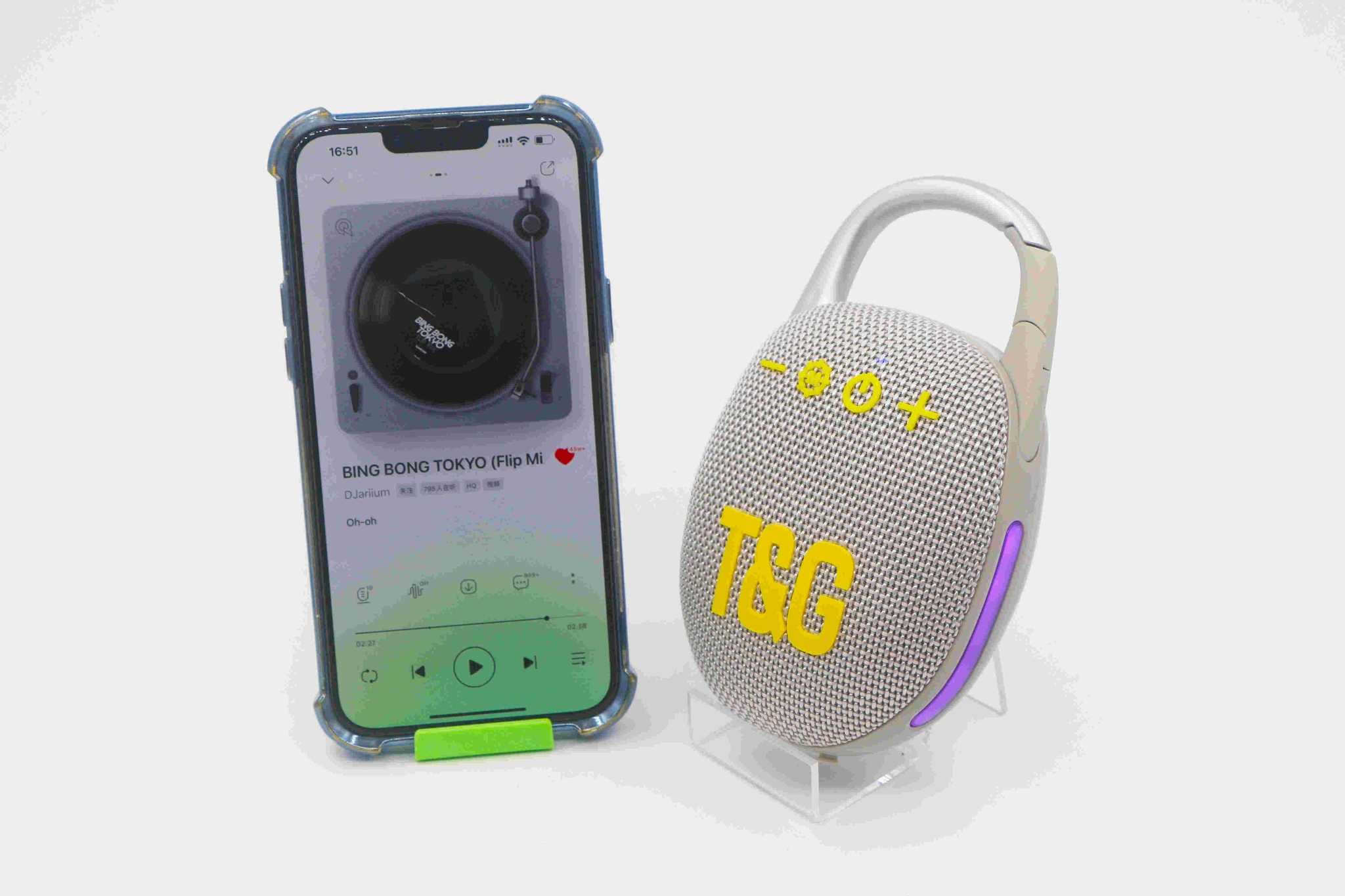 TG-447热卖便携式低音炮超低音无线蓝牙扬声器调频收音机支持TF/USB织物有源RGB灯扬声器