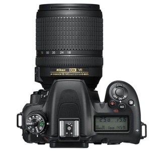 Nikon D7500 with AF-S 18-140mm
