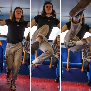 Canon EOS 2000D Camera with 18-55 mm DC III Kit - Black