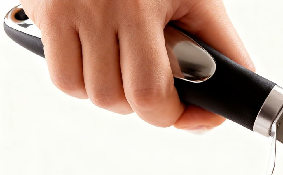 Close-up side view of the YRXEFY pizza cutter showing the ergonomic handle and finger safety guard