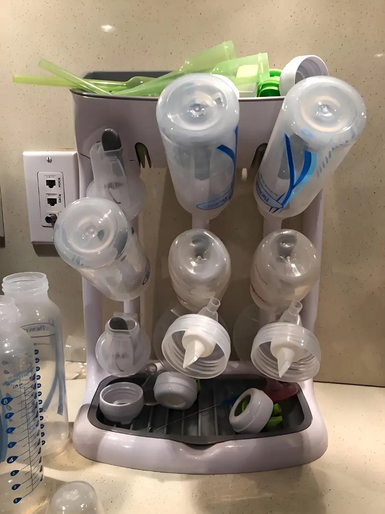 瓶子干燥架，储物架，可容纳多达9个瓶子、奶嘴、吸乳器部件及其他配件，立式设计占地小巧节省柜台空间 商品详情 6