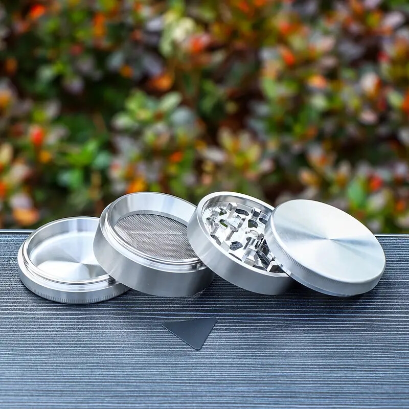 304 stainless steel 3 different sizes 4   cigarette grinders thread anti slip technology large hole diamond shaped dental arch   grinding birthday gift party gift solid durable gift velvet bag packaging Product details 5