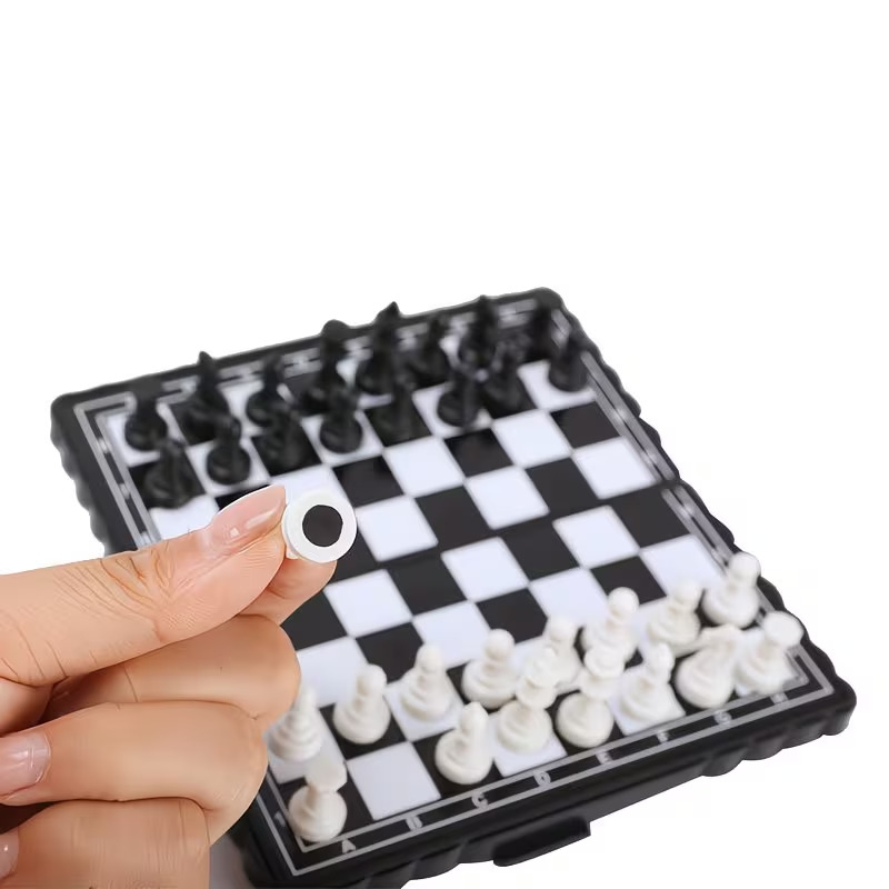 1个 迷你便携式折叠国际象棋休闲娱乐活动 商品详情 1
