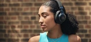 JBL Blutooth Headphones with Noise cancellation Technology