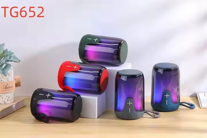New Design Portable Tg652 Smart Wireless Speaker Bt Waterproof Outdoor Speakers Big Battery Capacity 1200mAh