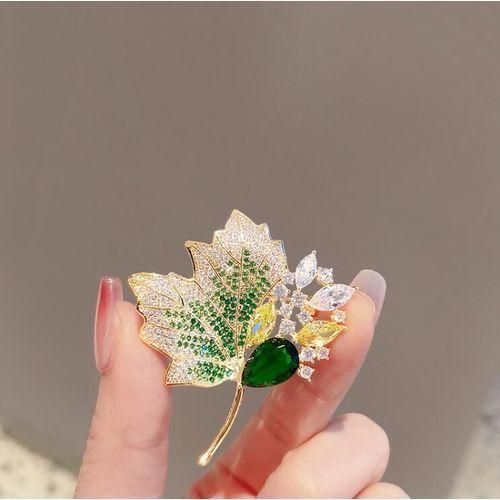 Elegant Rhinestone Flower Brooch Pin Sparkling Accessory