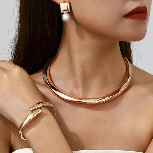3 IN 1 Women's Choker Necklace Bracelet Earrings Set - Gold
