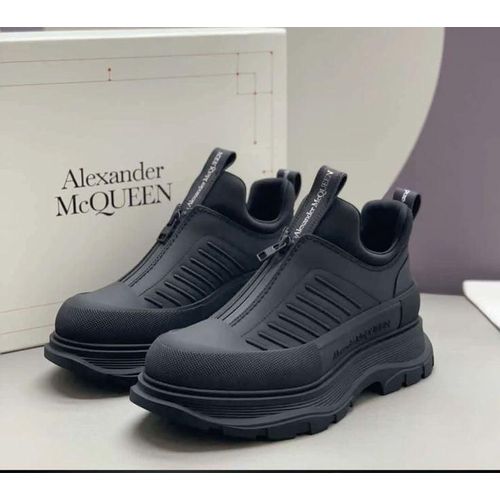 Men's Premium All-Black Zip-Up Casual Sneakers – Lightweight Breathable Fashion Walking Shoes with Thick Non-Slip Sole