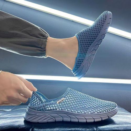 Classic Men Sports Mesh Slip-On Sneakers - Blue