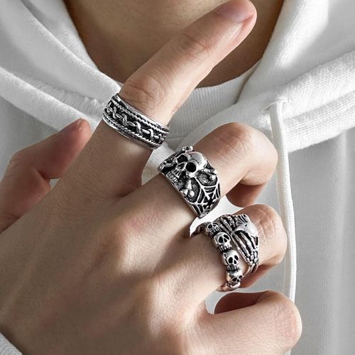 Skull Rings for Men Gothic Goth Biker Ring Set, 4 Pcs Antique Silver Alloy Punk Skeleton Spiderweb Rings Jewelry Men