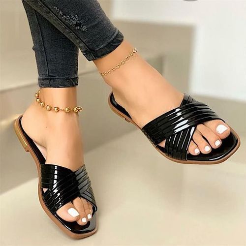 Female Simple Flat Slippers Black