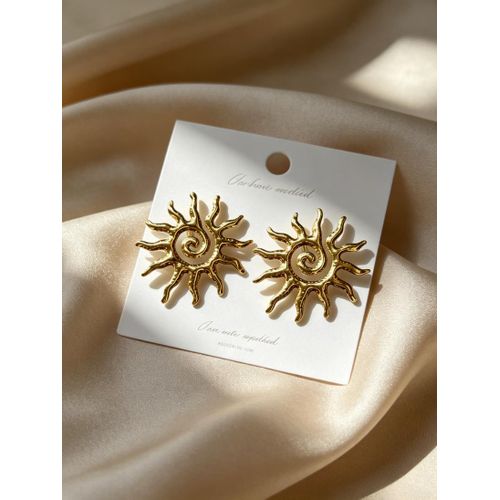 1 Pair Boho Vintage Sun Studs, Smooth Spiral Metal Lines, Must-Have Earring For Vacation & Retro Style Dating Outfits
