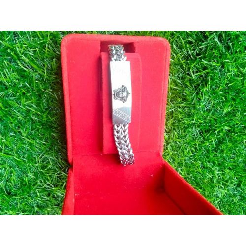 Luxury stainless steel hand chain for men, water resistant jewelry