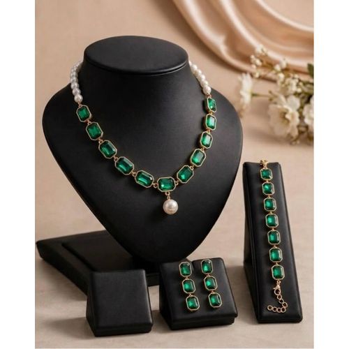 Luxury Emerald Green Gemstone & Pearl Jewelry Set (Necklace, Bracelet & Drop Earrings)
