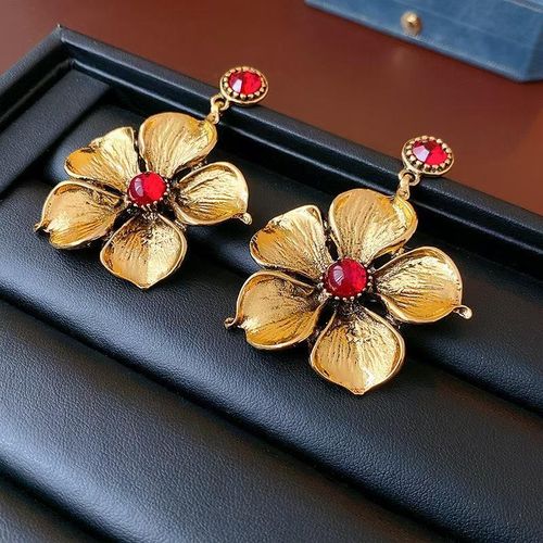 Vintage Flower Drop Earrings Gold Tone Red Gem Statement Earrings Look Expensive for Less