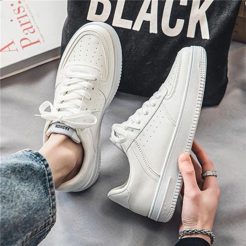 Stylish men's pure white versatile business casual sneakers