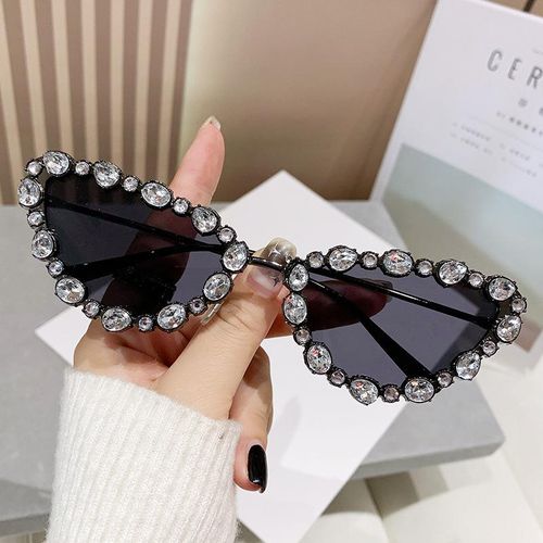 Women Retro Diamond Sunglasses