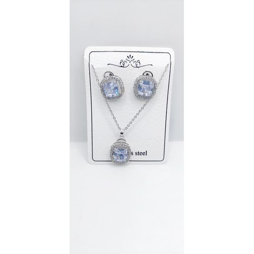 Beautiful Silver Earing With Pendant