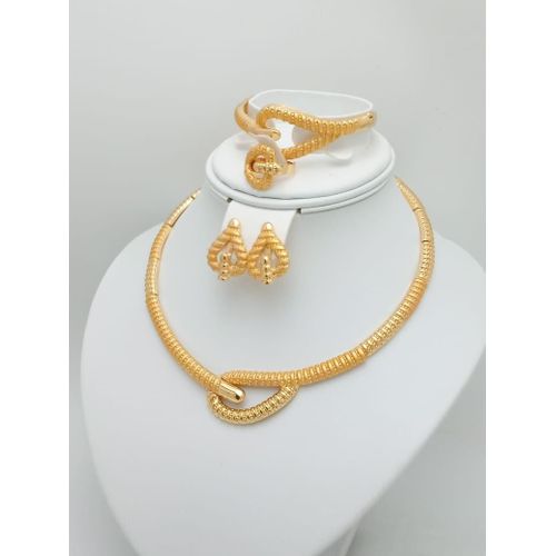 Elegant Gold Necklace, Bracelet, Ear Ring And Ring For Women