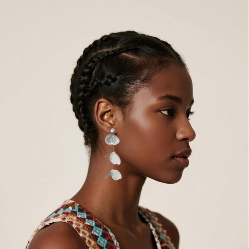 Silver Petal Drop Earrings for Women – Elegant Minimalist Jewelry