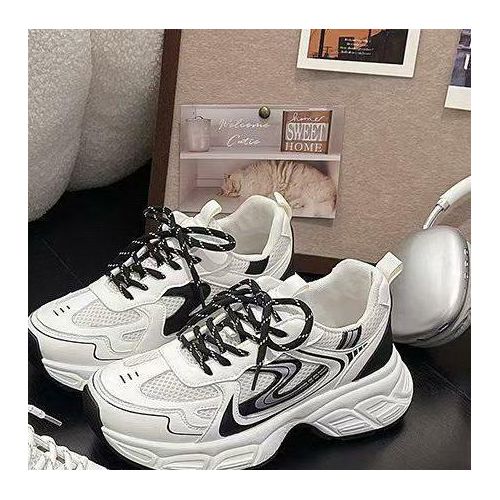 white Sneakers breathable and so comfortable ..