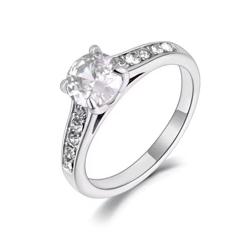 Luxury Silver Solitaire Round Cut CZ Engagement Ring