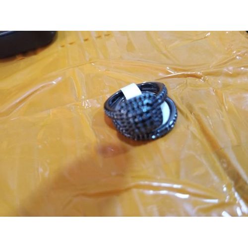 Luxurious Quality Wedding Ring for women with a free gift