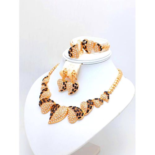 Super Splendid Luxury And Unique Sophisticated Jewelry Necklace For Rugged Ladies