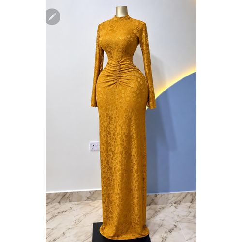 Gorgeous fitted long gown for ladies