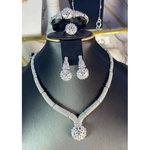 Zirconia complete set of jewelry of necklace,bracelet,earrings and ring