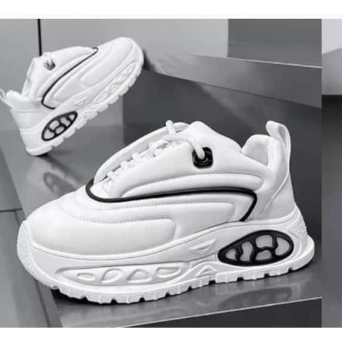 casual high quality white sneakers for all