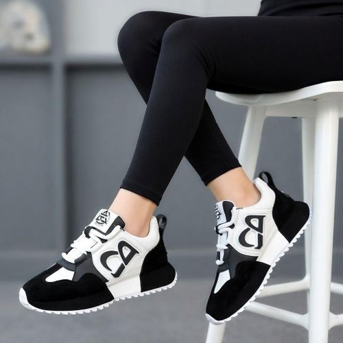 Men’s Black and White Casual Sneakers