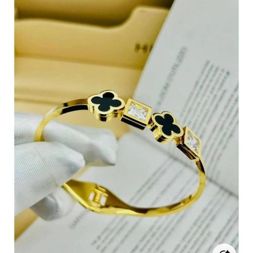 Elegant Ladies Gold Bracelet