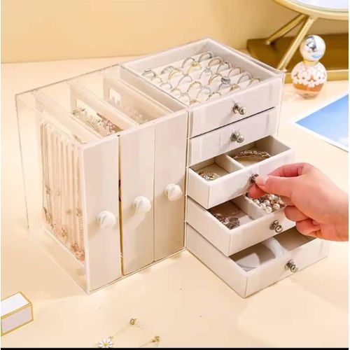 Jewelry box