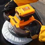 Ingco Cordless poilsher 20v 10 inches - image 2