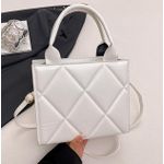 Exquisite White Ladies Handbag 